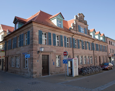 Zum Artikel "THE: Lob für das FAU Welcome Center"