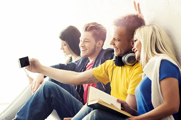 Zum Artikel "StudiCare: gesund und erfolgreich durchs Studium"