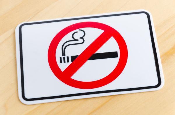 Zum Artikel "Rauchverbot schützt Passivraucher"