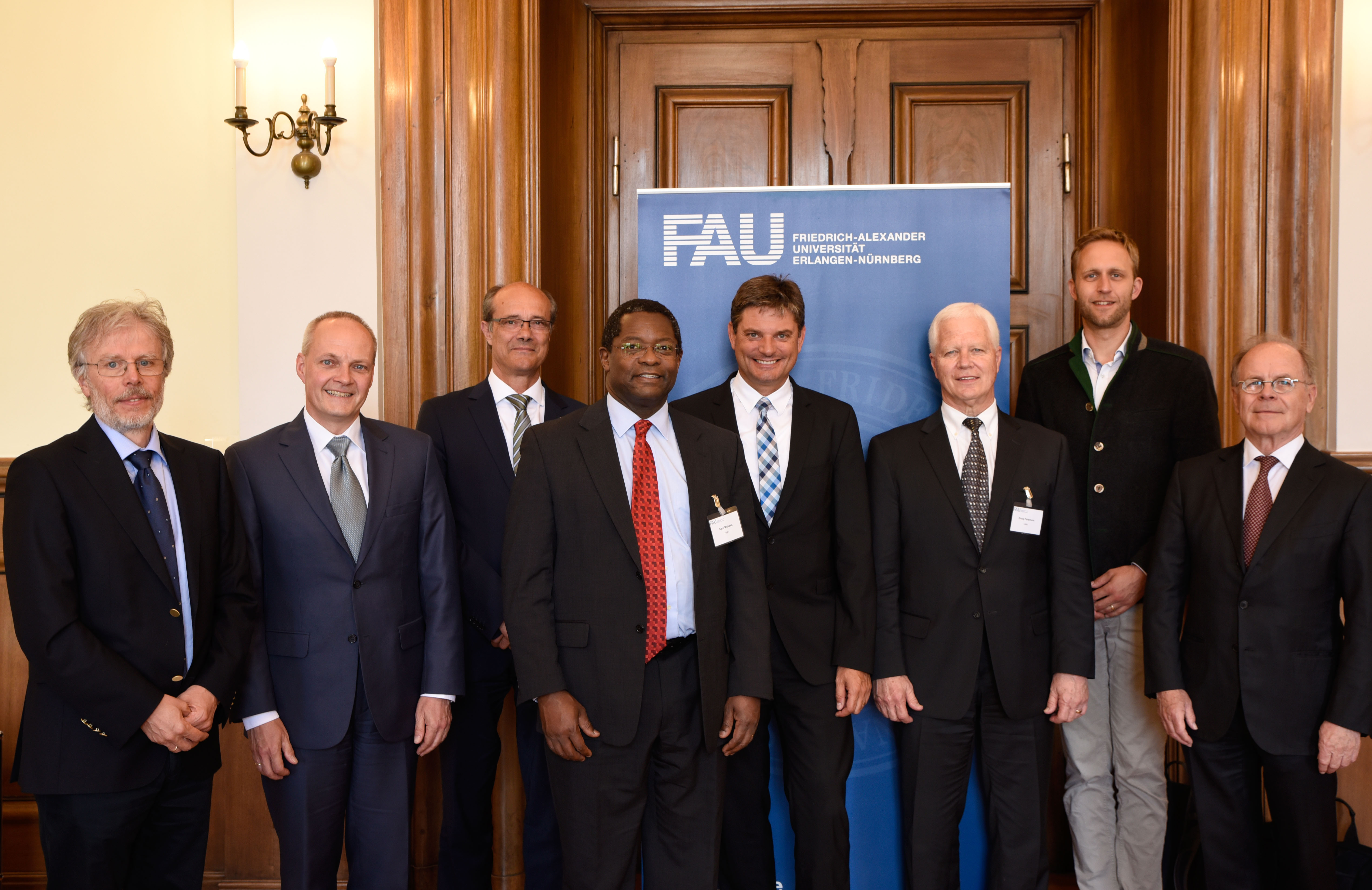 Zum Artikel "Erlangen und Minnesota rücken zusammen"