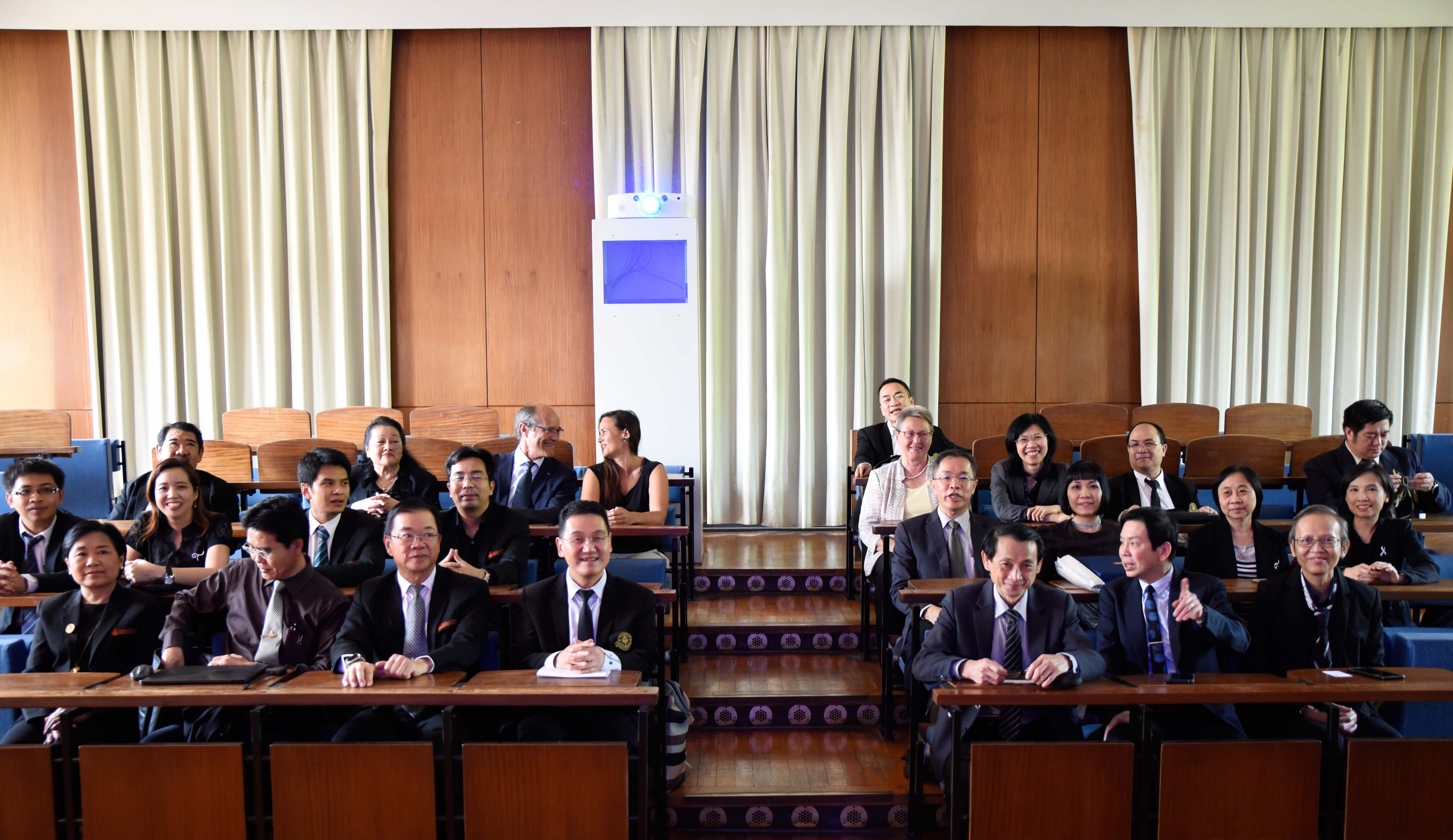 Zum Artikel "Thailändische Delegation zu Gast an der FAU"