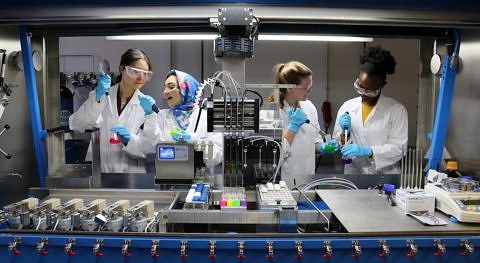 Zum Artikel "Praktikum: Schnuppern in die Welt der Technik"