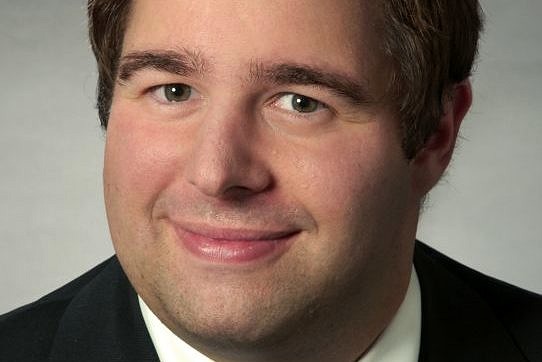 Zum Artikel "Erfahrungsschätze von Digital Natives und Juristen kombinieren"