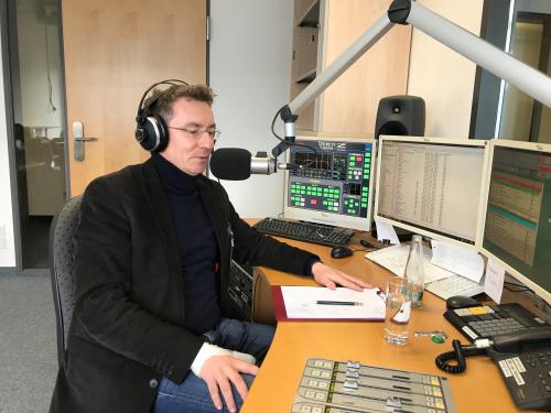 Zum Artikel "BR2-Tagesgespräch: Prof. Christoph Safferling über IS-Heimkehrer"