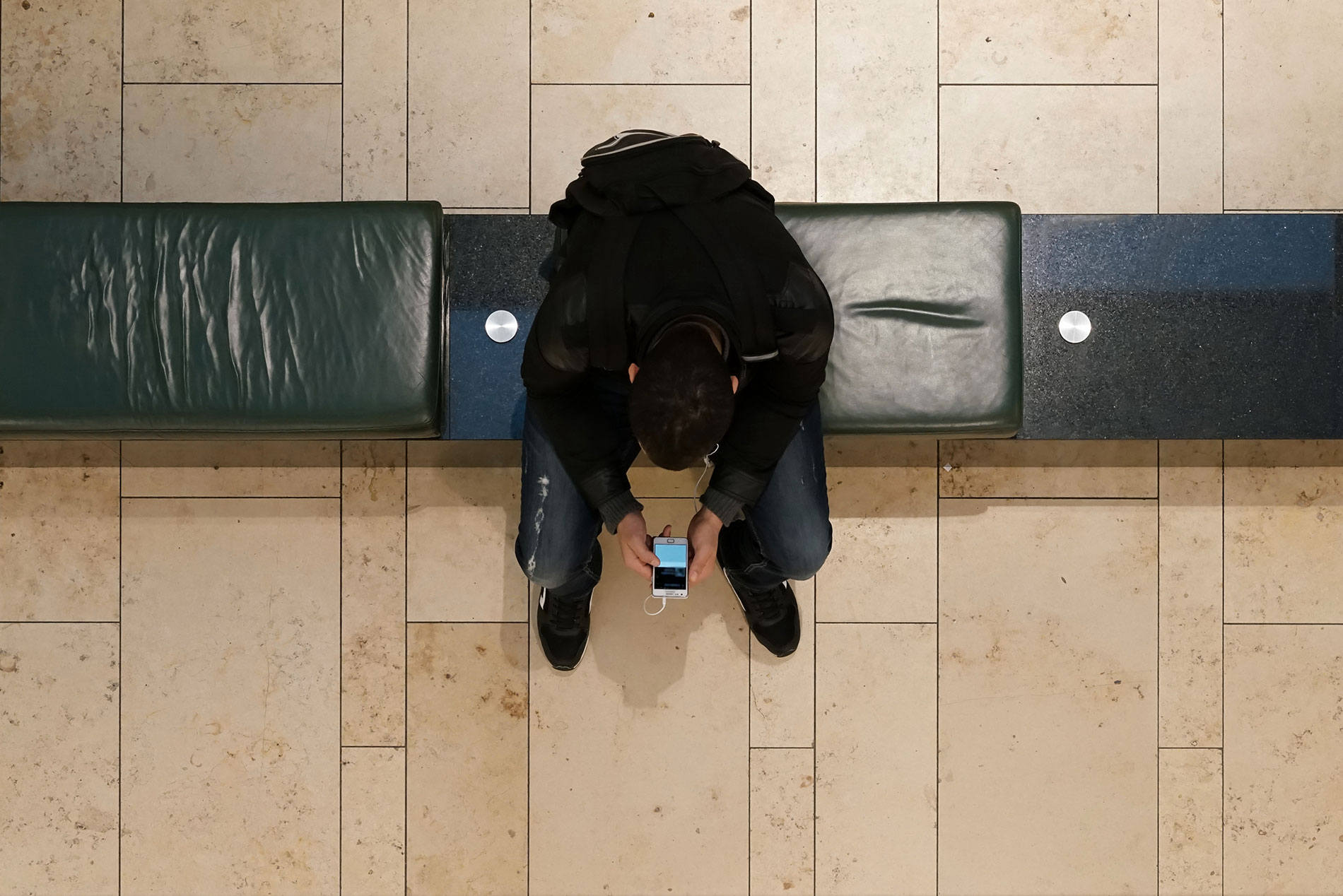 Zum Artikel "Wenn die digitale Wunderwelt zum Problem wird"