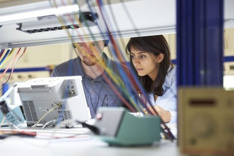 Zum Artikel "Schüler-Info-Veranstaltung: Technik-Luft schnuppern"