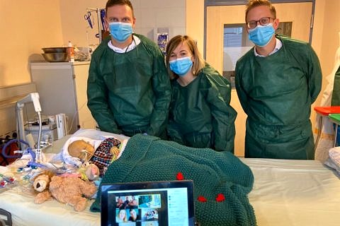 Zum Artikel "Erste „Video-Taufe“ in der Kinderklinik"