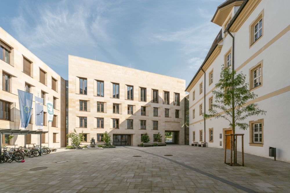 Zur Seite: Universitätstage in Herzogenaurach