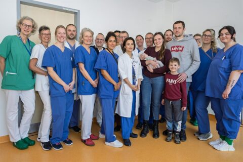 Zum Artikel "Teamarbeit in der Kinderklinik: Viele Rettungsengel für David"