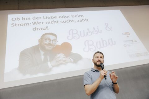 #FAUwissenwollen: Science-Slam Bier, Liebe etc. – wo die Forschung hinfällt. Bild: Giulia Iannicelli