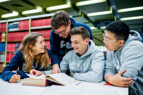 Zum Artikel "Für Erstis: Einstiegstag Infoveranstaltung (online)"