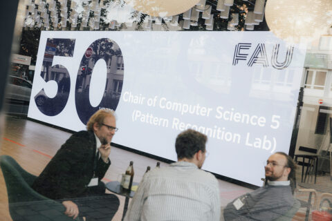 Zum Artikel "Künstliche Intelligenz: Vorreiter des KI-Booms"