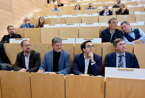 Offizielle Einweihung von Helma am NHR@FAU. (Bild: FAU/Harald Sippel)