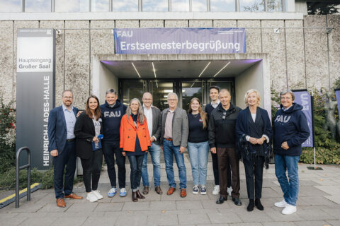 Erstsemesterbegrüßung 2025 in der Heinrich-Lades-Halle. (Bild: FAU/Giulia Iannicelli)