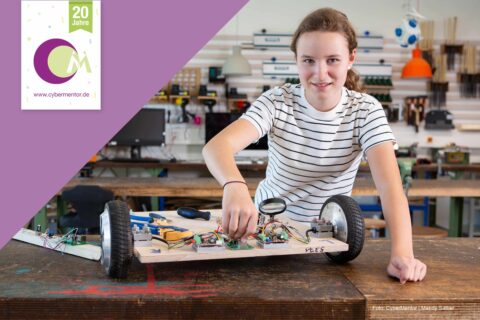 Zum Artikel "CyberMentor feiert 20 Jahre wirksame MINT-Mädchen-Förderung"