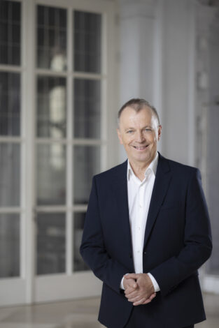 Bild 2025-10-22_Hirsch_VP-Prof.-Dr.-Andreas-Hirsch_Giulia-Iannicelli_3592 öffnen