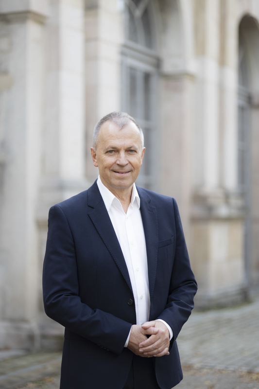 Prof. Dr. Andreas Hirsch